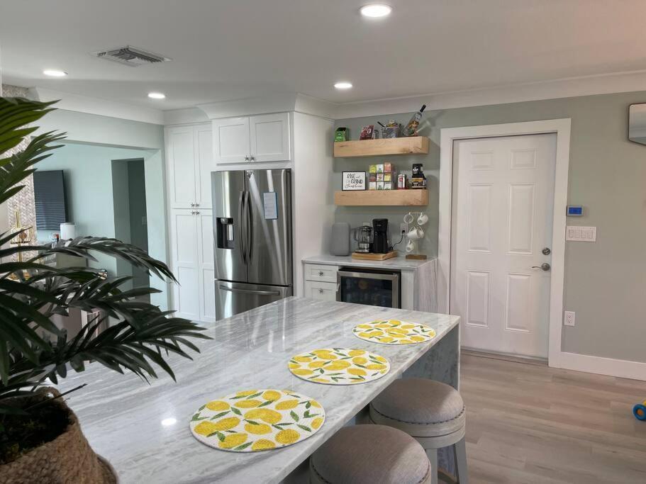 New Dog Paradise - Near The Beach Img & Downtown Bradenton Extérieur photo